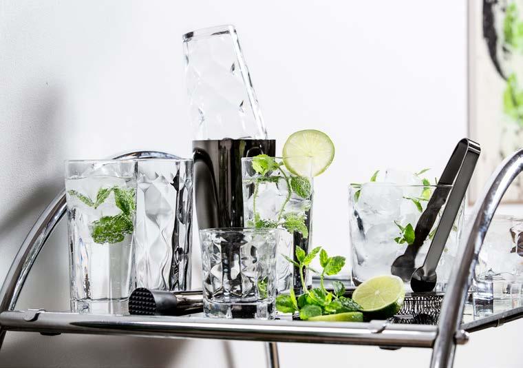 BAR Club shotglas, 4-pak Glas. Lækre stabelbare shotglas med dekorative mønstre.
