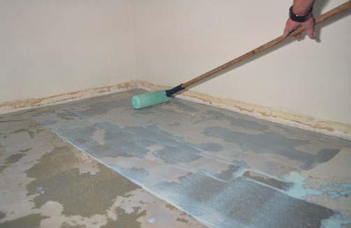 Natursten - korrekt lægning på gulve med gulvvarme Absorberende natursten er uproblematiske med hensyn til vedhæftning og kræver ikke kunststofmodificerede fliseklæbere.
