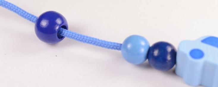 If you wish to personalize your pacifier clip we reccomend that you use 10mm disc beads / lense beads between each