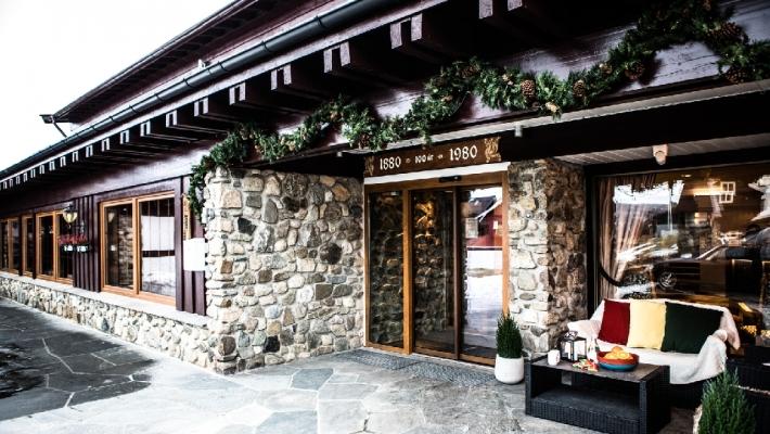 Geilo Hotelldrift AS Geilo Hotel har en fantastisk beliggenhed tæt ved skilifter og løjper.