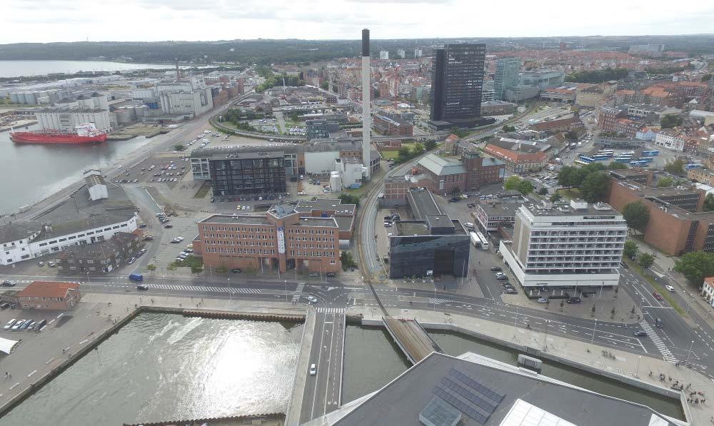 Indledning Aarhus Kommunes planstrategi sætter retningen for de fysiske dimensioner i byvækst, overordnede infrastrukturer og disponering af arealer.