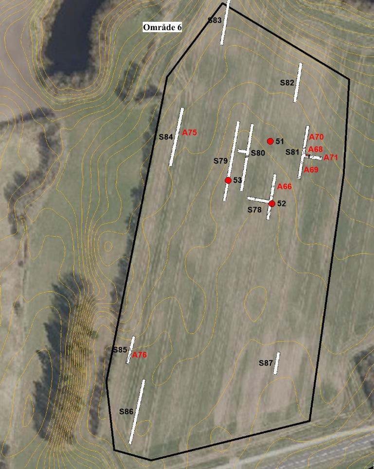 14 Område 6 Inden for område 6 var der på forhånd registreret 3 gravhøje (røde prikker, Figur 11).