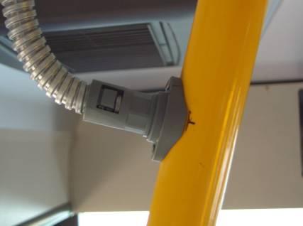 En løsning kaldet Adapta-flex løsningen benyttes ved overgang fra loftsplade til holdestang, såfremt det ikke er muligt at føre kablerne