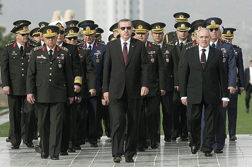 Fælles fodslag: Erdogan og militæret er ved at finde sammen i en ny alliance.