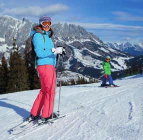 Skiskole Mange tager på skiferie år efter år uden at gå på skiskole. Men lige meget hvor gode skiløbere I er, kan I få meget ud af professionel skiundervisning.
