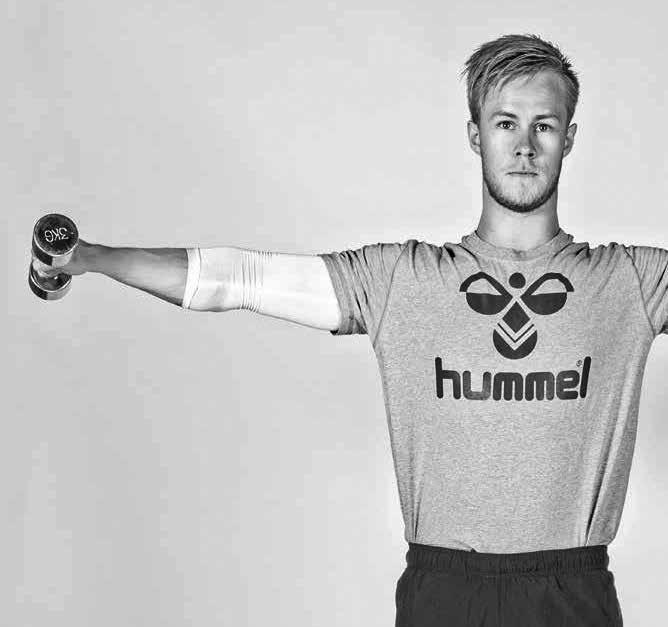 Kasper Henriksen, kandidat i idræt med speciale i sportspsykologi fra Københavns Universitet, er personlig træner og fitnessinstruktør.