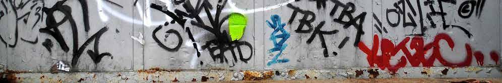 Stickers: Street Art-kunstnere har en forkærlighed for stickers(klistermærker), som er påsat metal overflader såsom gadelamper,