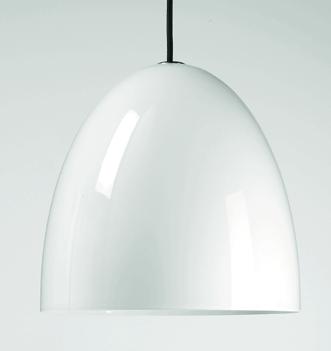 Design: Haal Omega Klart mundblæst glas med hvid stribe. Ø 18 cm. E14. Maks. 40 watt. Med 3 m ledning.