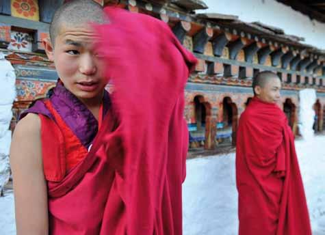 Horisonts rejser til Bhutan foregår med et konstant kig til Himalayas tinder, og er det ikke som om, vinden fra bjergene hvisker os i øret, at verden stadig kan være idyllisk, indrettet i respekt for