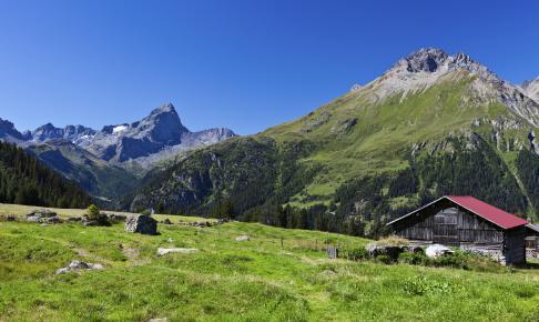 august, er det den schweiziske nationaldag, som markerer dagen tilbage i 1291 hvor Det Schweiziske Edsforbund ifølge traditionen opstod mellem repræsentanterne Schwyz, Uri og Unterwalden, hvilket