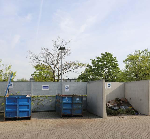 Orden på affaldet Denne pjece omhandler sorteringsgårde ved større bebyggelser. Disse gårde er med til at gøre affaldssorteringen bedre.