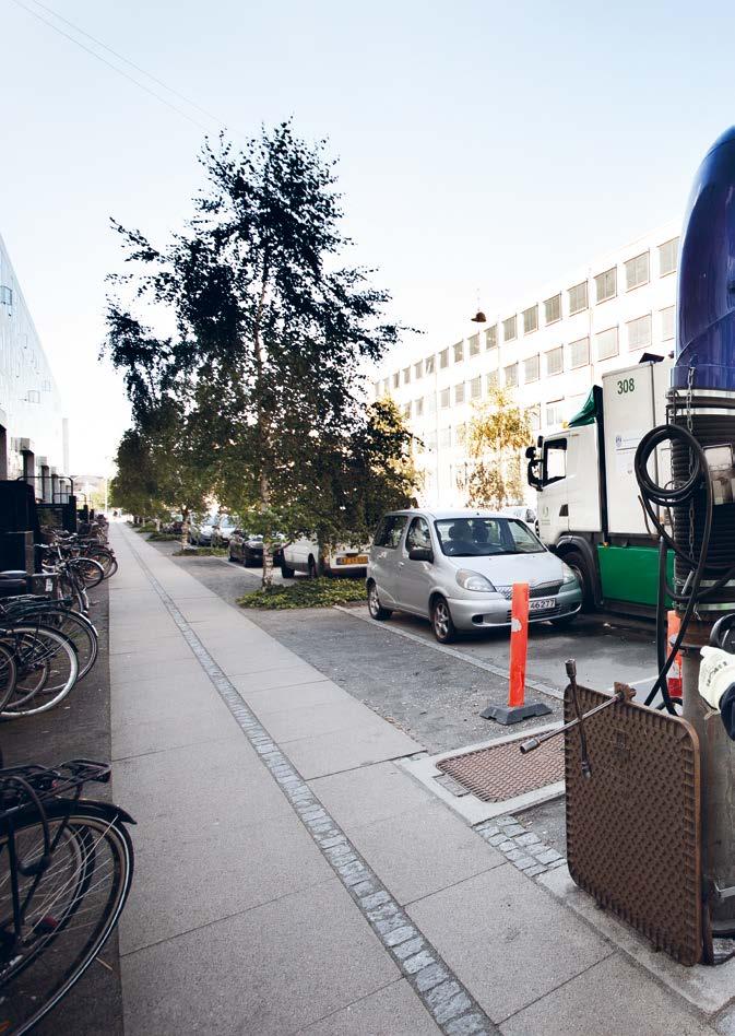 Teknologier 36 Forsøg med indsamling af blød plast i plastkomprimeringsbeholdere 37 Flextømning af genbrugsspande og restaffaldsspande 38 Mobil affaldsløsning i Aarhus Midtby 39 Øget genanvendelse i