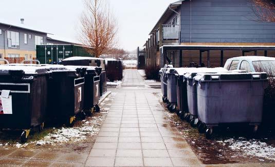 Etageboliger Kommunikation Et standardkoncept for affalds sortering i boligselskaber Etageboliger Hvordan overvinder man den barriere, at der er længere til containerne til genanvendeligt affald end