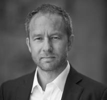 SBL Invest ApS. BL 2006 ApS. Bendtsen Invest A/S. Hans Maasbøl (M - født 1970) CEO Medlem af direktionen siden 2015.