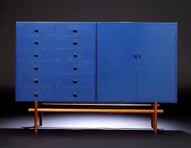 627 627 TOVE OG EDV. KINDT-LARSEN Cabinet of blue painted wood, frame of rosewood.