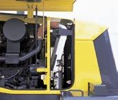 Hydrostatisk dreven vendbar ventilator og vipbar ladeluftkøler Køleren kan nemt blæses ren, ved, via en kontakt i førerkabinen, at vende ventilatorens omløbsretning.