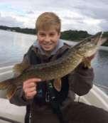 00 ramme om Lystfiskeriets dag. Unge under 18 år vil få mulighed for at prøve fiskeri i Slotssøen under kyndig vejledning af vore juniorledere.