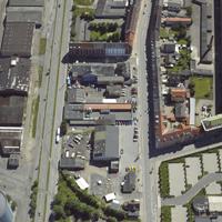 En omdannelse af området mellem Karolinelundsvej og Østre Havnegade vil kunne styrke områdets struktur. Th.n. Renovering af Vangs Plads er et af Byfornyelsens projekter. Bl.a. via denne plads er der adgang til Østre Anlæg.