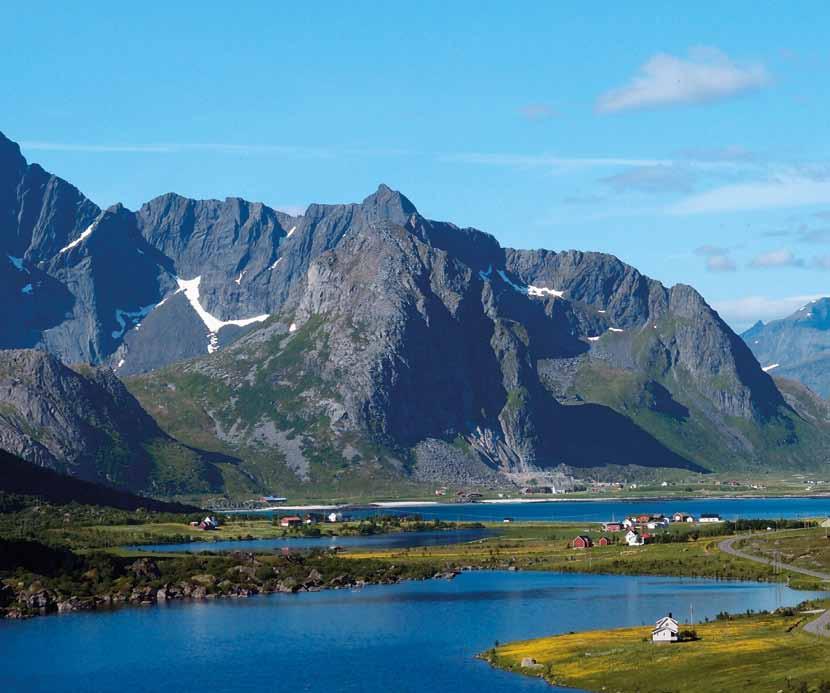 NORDKAP-lofoten FLY-BUS 11 dage Med to næ tter og to dage på Lofoten får du god tid til at nyde landskaberne, de hyggelige fiskerlejer og øgruppens spæ ndende minder fra Vikingetiden.