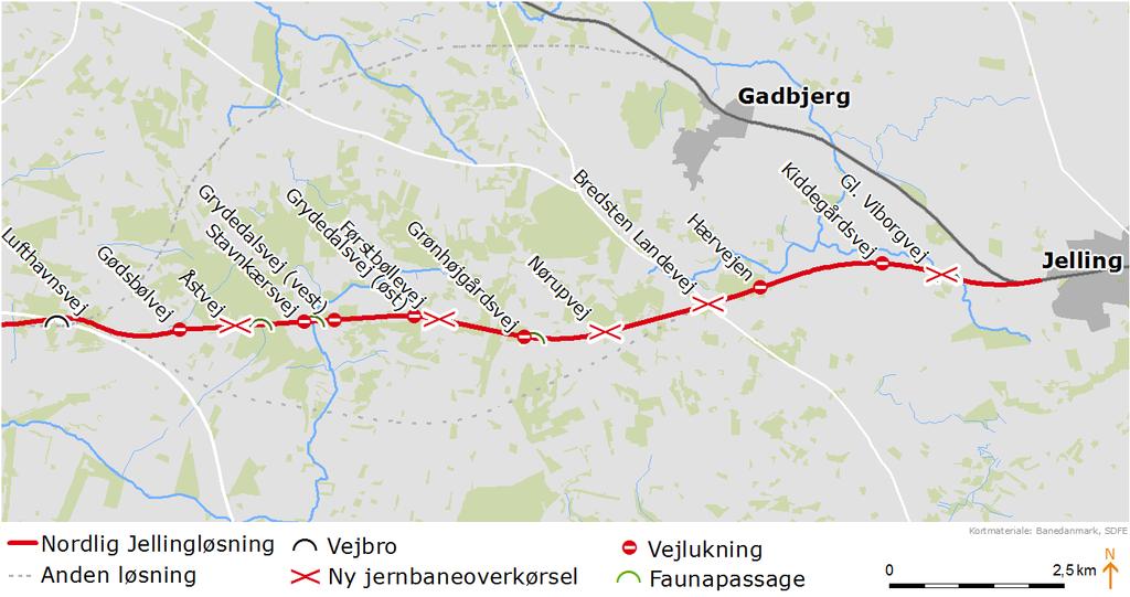 Jellingløsningerne Jellingløsningerne afgrener fra den eksisterende Vejle-Struer bane ca. 1½ km vest for Jelling station.
