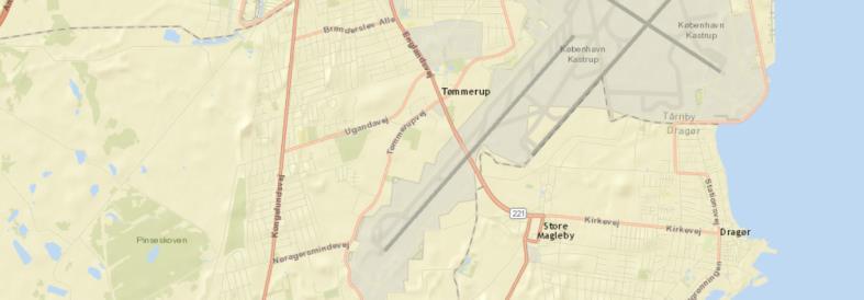 (04R) til starter og banen tættest på Tårnby (04L) til landinger, når flyveretningen er mod nordøst.