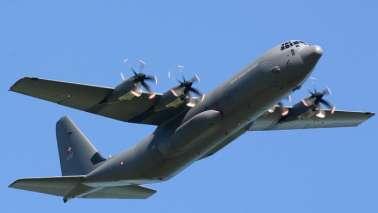 LOCKHEED-MARTIN C-130J HERCULES Generelt Fabrikant: Lockheed-Martin Modtaget i DK: Operativ tjeneste: Antal i DK: 4 Beredskab?? Data Motorer:.
