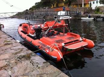Bådens udstyr: VHF-DSC, AIS,