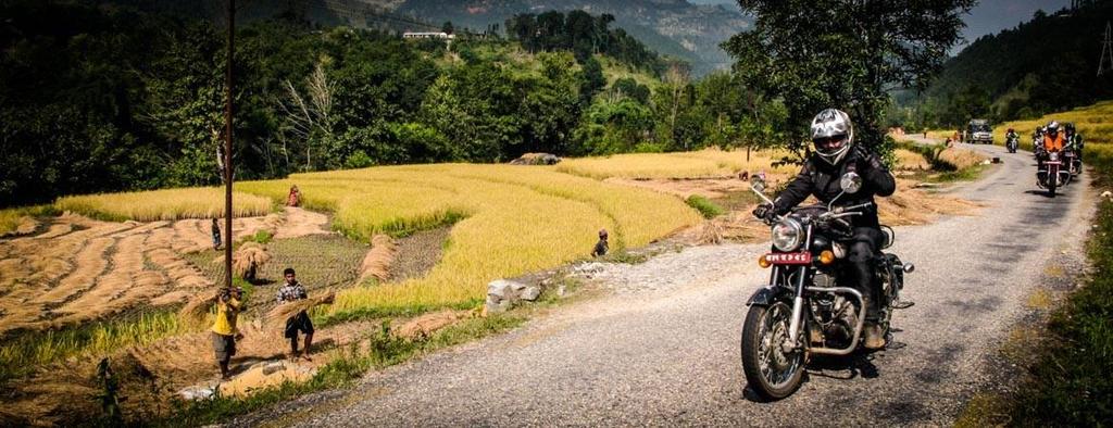 motorcykeleventyr. Tag med på denne enestående motorcykelrejse, der byder på det bedste af Nepal og tager os ud på en af verdens smukkeste køreture.