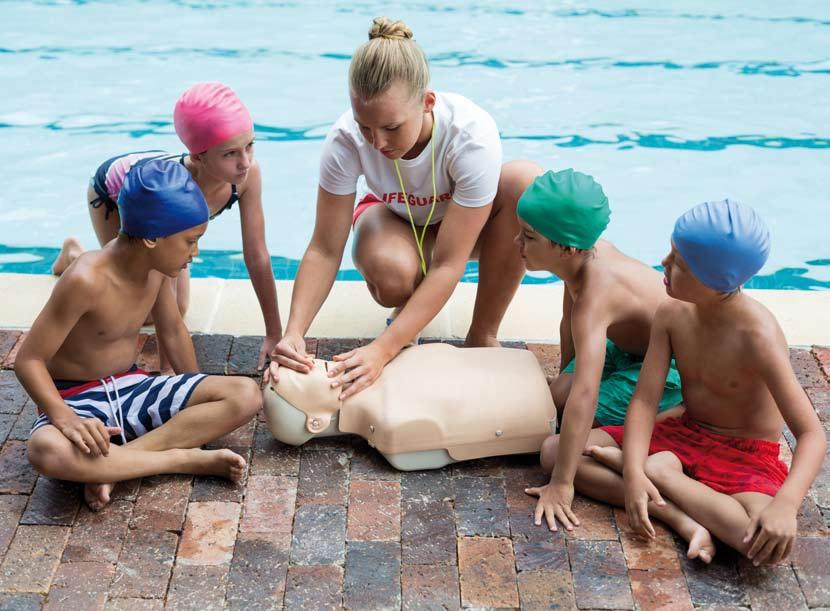 ActionSport Rescue Kids og ActionSport Girls 8-14 år 21 Lystrup Svømning tilbyder udfordrende aktiviteter for større børn og teenagere i aldersgruppen 8-14 år.