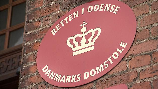 En 16 årig dreng skal to år i fængsel for voldtægt 10. jan 2017 kl. 13:37 En 16-årig dreng er tirsdag i Retten i Odense blevet idømt to års fængsel for en voldtægt i en garage i Odense.