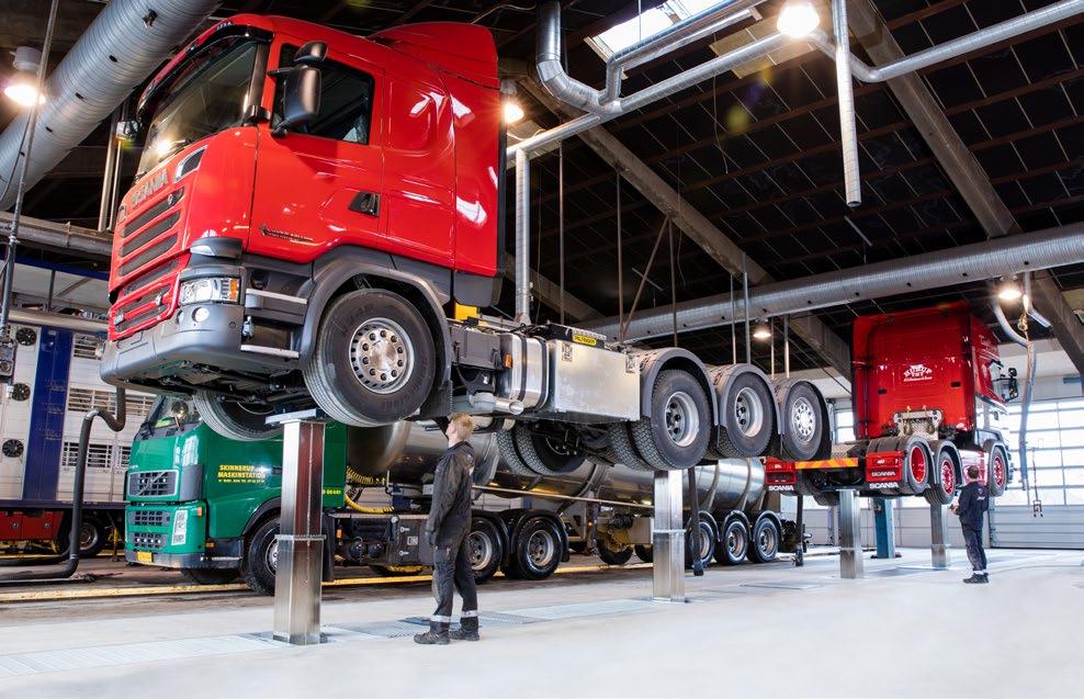 Stiholt/Scania i Thisted bruger deres 5-søjlede lift som to uafhængige lifte, når der er
