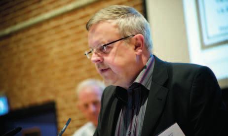 Peter Rimfort, CO-Industri, præsenterer Mads Øvlisen på topmødet 2010.