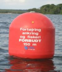 Til de som færdes på Furesø Iltningen af Furesø sæson 2009 er startet.den 27. Maj De tre iltningsområder er afmærket med hver sin røde reservatbøje.