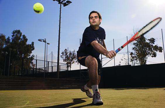 Vores fokus er vores styrke Javier Viguera, 24 år og højt placeret tennisspiller fra Spanien, er overbevist om, at diabetes har været en positiv drivkraft i hans liv.