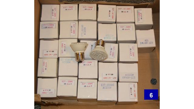 NYE LED SPOT pærer, 3W 230V AC, E27, fatning, HVID (4700 Kelvin), 62mm