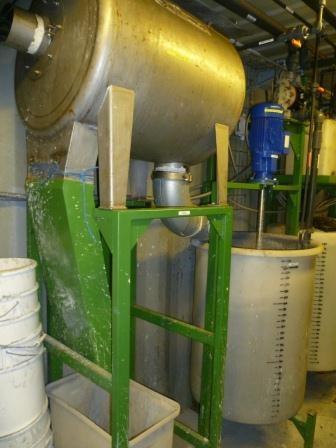 Prøvetagning af tungmetaller (TMP) blev foretaget ved at udtage prøver af filterkager fra filterpressen FP-metal (billede 15).
