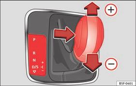 Kontrollampen i kombiinstrumentet lyser, når du skal træde på bremsepedalen. Dette er nødvendigt, når gearvælgeren skal flyttes fra positionerne P eller N.