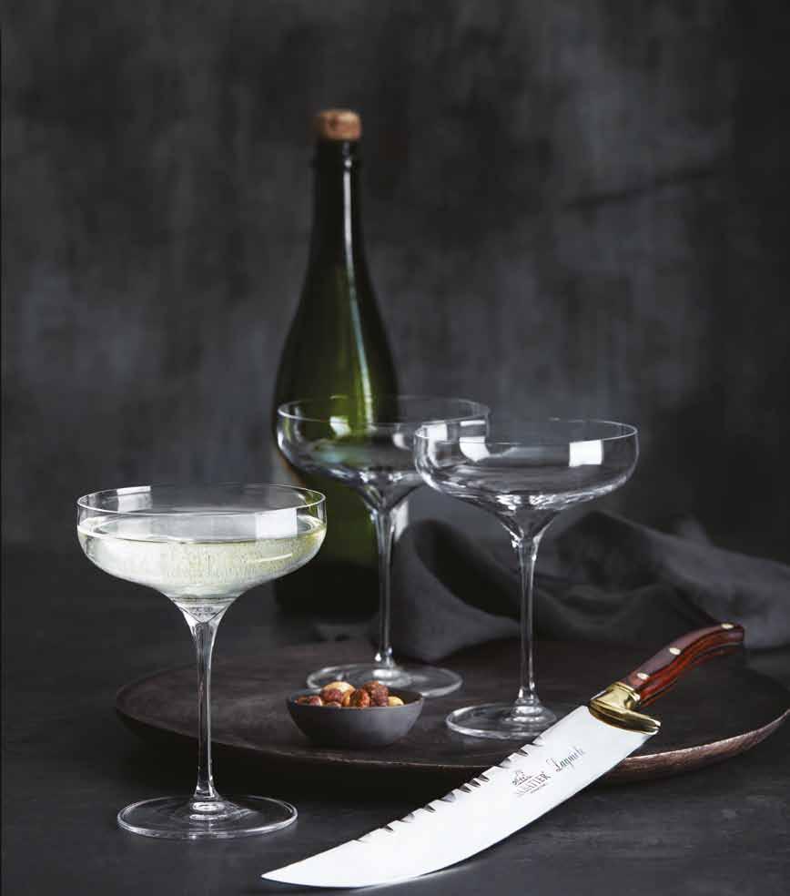 200,- Luigi Bormioli Vinea champagneglas skål og Lion Sabatier champagnesabel 11899-02 LUIGI BORMIOLI