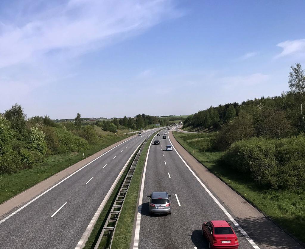 Udbygning af E45 Østjyske Motorvej Aarhus N - Randers N Indkaldelse af idéer og forslag til VVM-undersøgelsen Borgermøder