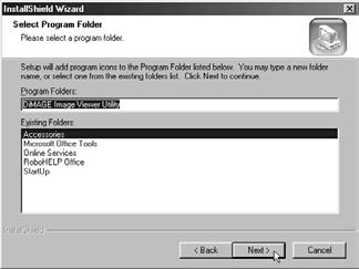 INSTALLATION AF SOFTWARET (Windows ) Klik på "Next >", hvorefter vinduet "Select Program Folder" fremkommer (figuren til venstre). 7.