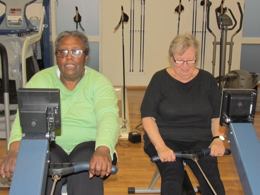 Alle medlemmer kan melde sig træning med fitness-maskiner i Sundhedshuset. I Sundhedshuset kan alle medlemmer træne på fitness-maskiner.