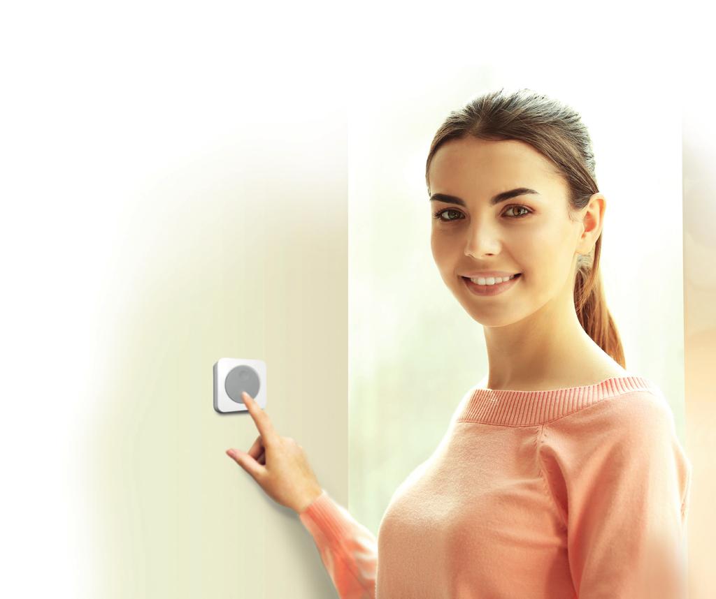 The SALUS Smart Home SB600 Smart Button SB600 er en trykknap som du