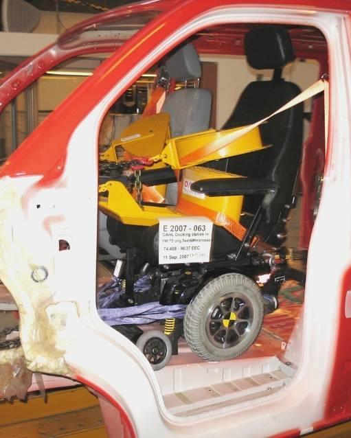 Dahl Engineering har som målsætning, at kunne tilbyde produkter til kørestolsbrugere, der opfylder de skrappe EU M1 sikkerhedskrav for personbiler, når det er muligt, og så vidt det er muligt,