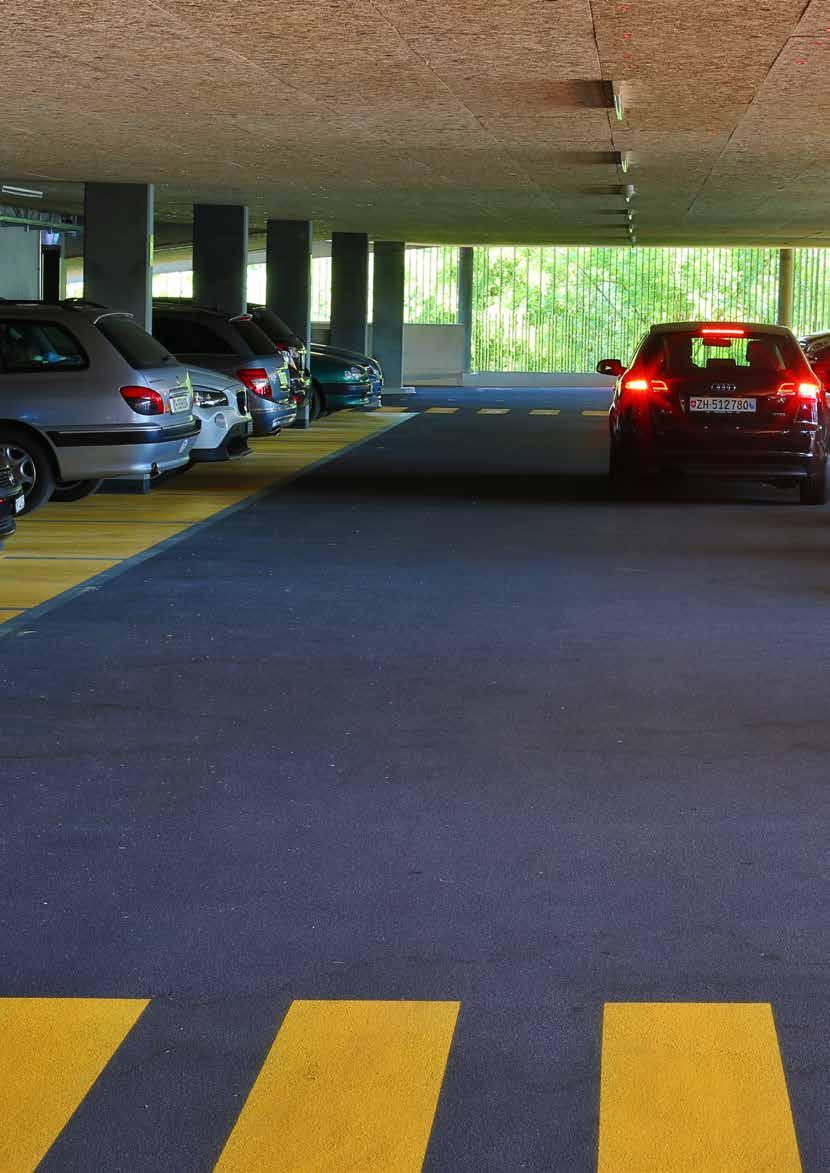 DECORATIVE INDUSTRIELLE FLOOR GULVSYSTEMER SYSTEMS Sikafloor OneShot I parkeringshuse og på brodæk, hvor gulvet skal påføres indenfor en meget stram tidsplan, er Sikafloor OneShot den perfekte