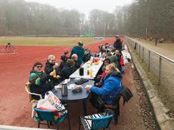 Aalborg og Randers Racerunning havde fællestræning i Skovdalen Lørdag den 24. marts stod landstræner Susanne Ladefoged for træningen for de 11 fremmødte løbere.