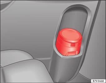 Sæder og opbevaring 149 Klapbordet skal altid være klappet ned under kørsel for at reducere faren for kvæstelser.