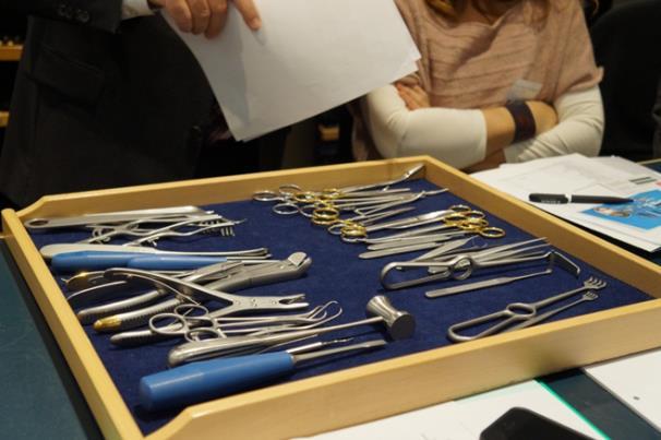 Projekt instrumentstandardisering Forventer bedre udnyttelse af regionens instrumenter Standardisere indholdet i så mange kirurgiske