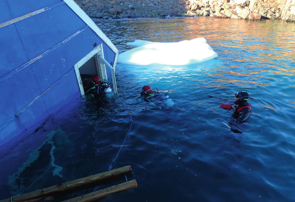 Årsrapport for Beredskabsstyrelsen / 2017 Beredskabsstyrelsen var via Arktisk Beredskabsstyrke en del af det mandskab, som var med til at sikre de to tsunamiramte bygder i Grønland, Nuugaatsiaq og