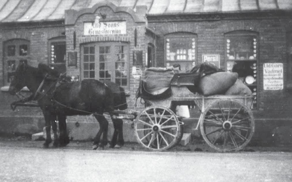 Lild sogns brugsforening, stiftet 1904. som på udturen, og kl. fem om morgenen var de igen i Fjerritslev.