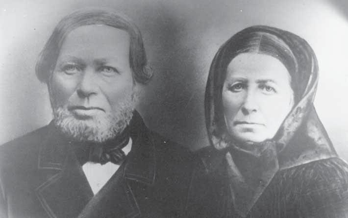 Krejler Christen Boesen og hustru Bente Marie, Øsløs. tog også meget del i det offentlige liv.
